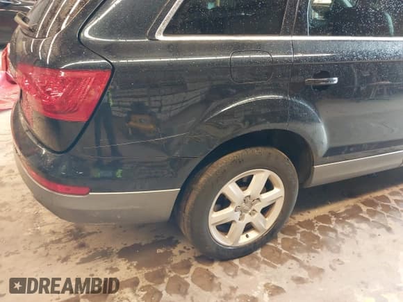 ✅ 2012 Audi Q7 Premium Plus • VIN: WA1LGAFE7CD006743 • Lot: 42478772. Listed on IAAI with 178,581 mi. Free auction sales archive from the USA and detailed vehicle history report at DreamBid. Image 15.