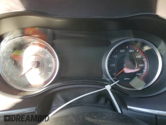 ✅ 2015 Dodge Charger SE • VIN: 2C3CDXBG6FH725549 • Лот: 90736445. Опубликован ранее на Copart с пробегом Не указан. Бесплатный доступ к архиву аукционных продаж из США и подробный отчёт об истории автомобиля на DreamBid. Изображение 9.