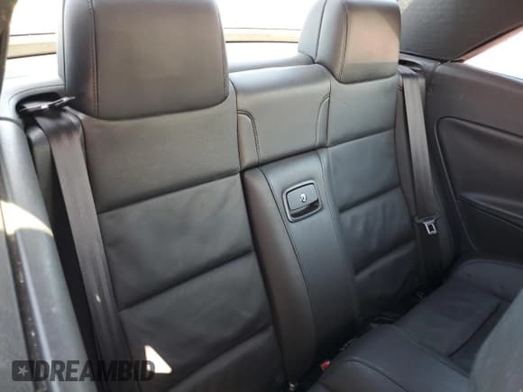 ✅ 2010 Volkswagen Eos Lux • VIN: WVWFA7AH5AV017692 • Lot: 76176224. Listed on Copart with 87,539 mi. Free auction sales archive from the USA and detailed vehicle history report at DreamBid. Image 10.