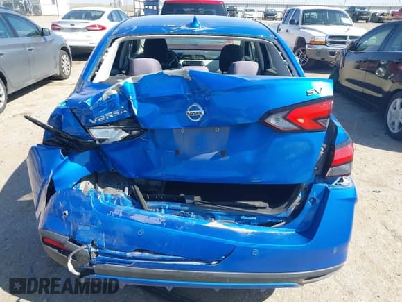 ✅ 2022 Nissan Versa SV • VIN: 3N1CN8EV1NL825527 • Lot: 42042461. Listed on IAAI with 53,142 mi. Free auction sales archive from the USA and detailed vehicle history report at DreamBid. Image 16.