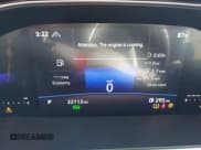 ✅ 2025 Volkswagen Jetta SE • VIN: 3VW7X7BU0SM015940 • Lot: 43774243. Wystawiony na IAAI z przebiegiem 22 112 mil. Bezpłatny archiwum sprzedaży aukcyjnych z USA i szczegółowy raport historii pojazdu na DreamBid. Zdjęcie 7.