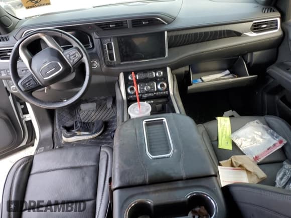 ✅ 2023 GMC Yukon XL Denali • VIN: 1GKS2JKL3PR524477 • Lot: 60545255. Listed on Copart with 33,034 mi. Free auction sales archive from the USA and detailed vehicle history report at DreamBid. Image 8.