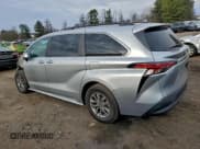 ✅ 2021 Toyota Sienna XLE • VIN: 5TDJRKEC6MS015873 • Lot: 95621375. Listed on Copart with 65,392 mi. Free auction sales archive from the USA and detailed vehicle history report at DreamBid. Image 2.