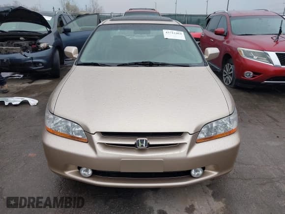 ✅ 2000 Honda Accord EX • VIN: 1HGCG1651YA059843 • Lot: 43712464. Listed on IAAI with 116,366 mi. Free auction sales archive from the USA and detailed vehicle history report at DreamBid. Image 12.