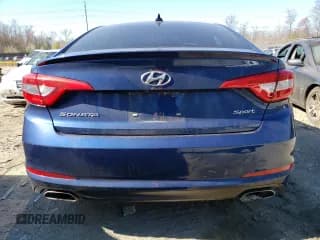 ✅ 2016 Hyundai Sonata Sport • VIN: 5NPE34AF3GH435034 • Lot: 45361833. Listed on Copart with 66,858 mi. Free auction sales archive from the USA and detailed vehicle history report at DreamBid. Image 6.