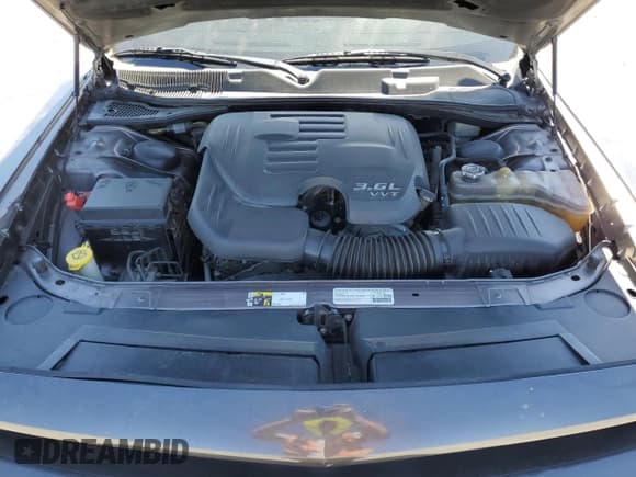 ✅ 2014 Dodge Challenger SXT • VIN: 2C3CDYAG7EH277327 • Lot: 72247414. Wystawiony na Copart z przebiegiem 158 241 mil. Bezpłatny archiwum sprzedaży aukcyjnych z USA i szczegółowy raport historii pojazdu na DreamBid. Zdjęcie 11.