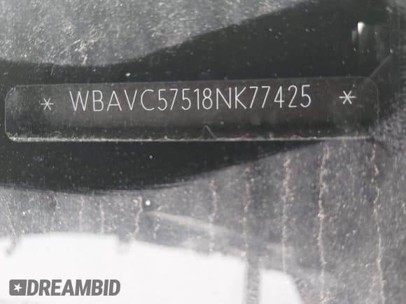✅ 2008 BMW 3 Series 328i • VIN: WBAVC57518NK77425 • Lot: 43836497. Listed on IAAI with 124,614 mi. Free auction sales archive from the USA and detailed vehicle history report at DreamBid. Image 9.