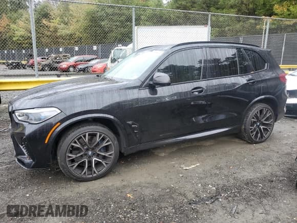 ✅ 2021 BMW X5 M • VIN: 5YMJU0C0XM9E95257 • Lot: 86444785. Wystawiony na Copart z przebiegiem 66 745 mil. Bezpłatny archiwum sprzedaży aukcyjnych z USA i szczegółowy raport historii pojazdu na DreamBid. Zdjęcie 1.