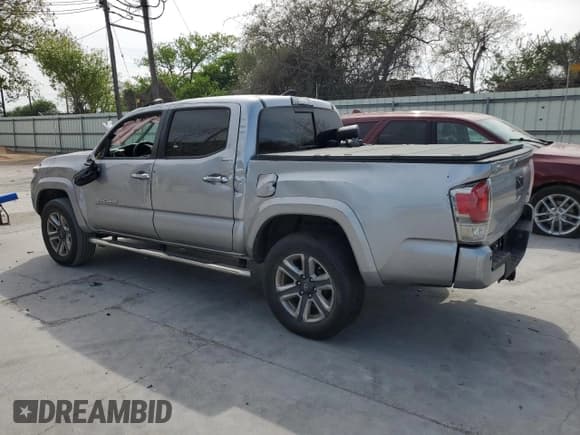 ✅ 2019 Toyota Tacoma Limited • VIN: 5TFEZ5CN2KX085420 • Лот: 50720205. Опубликован ранее на Copart с пробегом 22 138 миль. Бесплатный доступ к архиву аукционных продаж из США и подробный отчёт об истории автомобиля на DreamBid. Изображение 2.