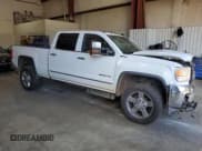 ✅ 2015 GMC Sierra 2500HD SLT • VIN: 1GT12ZE83FF515873 • Лот: 86714475. Опубликован ранее на Copart с пробегом 412 485 миль. Бесплатный доступ к архиву аукционных продаж из США и подробный отчёт об истории автомобиля на DreamBid. Изображение 4.