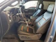 ✅ 2021 GMC Sierra 1500 AT4 • VIN: 1GTU9EET9MZ183844 • Лот: 80211985. Опубликован ранее на Copart с пробегом 86 980 миль. Бесплатный доступ к архиву аукционных продаж из США и подробный отчёт об истории автомобиля на DreamBid. Изображение 7.