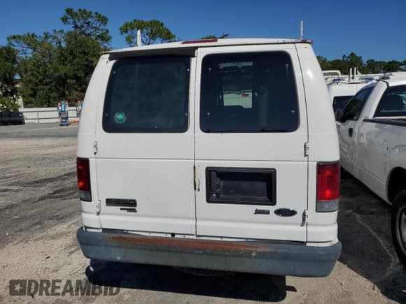 ✅ 2012 Ford Econoline Cargo Recreational • VIN: 1FTNE2EW2CDA96856 • Lot: 87408295. Wystawiony na Copart z przebiegiem 228 397 mil. Bezpłatny archiwum sprzedaży aukcyjnych z USA i szczegółowy raport historii pojazdu na DreamBid. Zdjęcie 6.