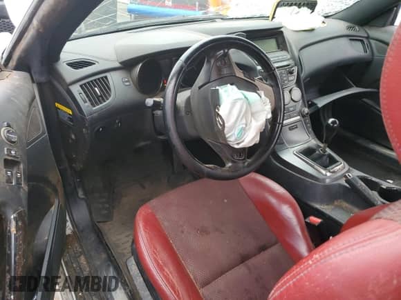 2013 Hyundai Genesis Coupe Track с VIN KMHHU6KJ7DU096333, выставлен на аукционе Copart как лот 81643984 с пробегом Не указан миль и Списание • Salvage title. История ставок и продаж доступна на DreamBid. Изображение 8.