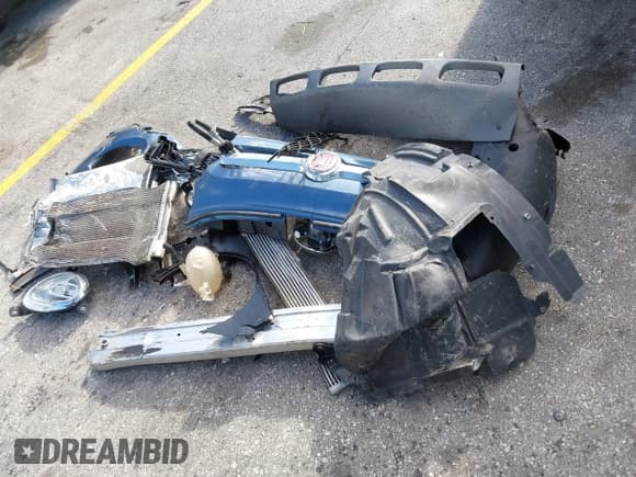 ✅ 2017 FIAT 500X Urbana Edition • VIN: ZFBCFXCBXHP611905 • Lot: 42563046. Wystawiony na IAAI z przebiegiem 44 115 mil. Bezpłatny archiwum sprzedaży aukcyjnych z USA i szczegółowy raport historii pojazdu na DreamBid. Zdjęcie 12.