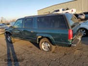 ✅ 1997 GMC Suburban • VIN: 3GKFK16RXVG513571 • Lot: 82086924. Wystawiony na Copart z przebiegiem 190 142 mil. Bezpłatny archiwum sprzedaży aukcyjnych z USA i szczegółowy raport historii pojazdu na DreamBid. Zdjęcie 2.