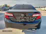 2012 Toyota Camry SE Sport Limited Edition z VIN 4T1BF1FK7CU202820, wystawiony jako Copart lot #82350855 z przebiegiem 83 389 mil mil oraz Szkoda całkowita • Salvage title. Historia ofert i sprzedaży dostępna na DreamBid. Obrazek 6.