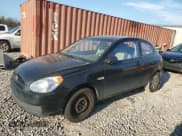 ✅ 2008 Hyundai Accent GS • VIN: KMHCM36C08U098239 • Лот: 80016294. Опубликован ранее на Copart с пробегом 197 413 миль. Бесплатный доступ к архиву аукционных продаж из США и подробный отчёт об истории автомобиля на DreamBid. Изображение 1.