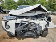 ✅ 2018 Toyota 4Runner SR5 • VIN: JTEZU5JR1J5186864 • Лот: 70490855. Опубликован ранее на Copart с пробегом 95 986 миль. Бесплатный доступ к архиву аукционных продаж из США и подробный отчёт об истории автомобиля на DreamBid. Изображение 5.