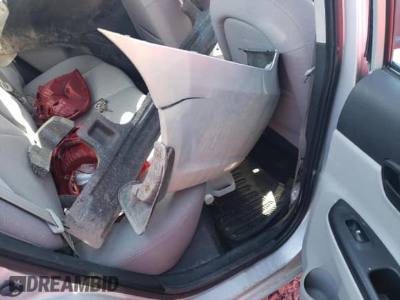 ✅ 2008 Hyundai Accent L • VIN: KMHCN45C28U268184 • Лот: 48018985. Опубликован ранее на Copart с пробегом 222 560 миль. Бесплатный доступ к архиву аукционных продаж из США и подробный отчёт об истории автомобиля на DreamBid. Изображение 12.