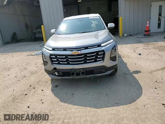 ✅ 2025 Chevrolet Equinox AWD LT • VIN: 3GNAXPEGXSL262555 • Lot: 67135195. Wystawiony na Copart z przebiegiem 5 119 mil. Bezpłatny archiwum sprzedaży aukcyjnych z USA i szczegółowy raport historii pojazdu na DreamBid. Zdjęcie 15.