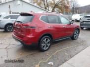 ✅ 2019 Nissan Rogue S • VIN: 5N1AT2MV9KC826209 • Lot: 43752339. Wystawiony na IAAI z przebiegiem 33 467 mil. Bezpłatny archiwum sprzedaży aukcyjnych z USA i szczegółowy raport historii pojazdu na DreamBid. Zdjęcie 4.