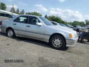 ✅ 2000 Mercedes-Benz C 230/260/280/320 • VIN: WDBHA29G3YA844405 • Lot: 66318365. Listed on Copart with 130,040 mi. Free auction sales archive from the USA and detailed vehicle history report at DreamBid. Image 4.