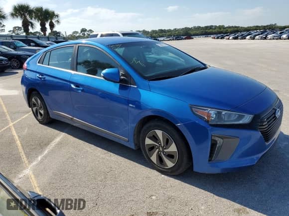 2018 Hyundai Ioniq SEL с VIN KMHC75LC5JU066657, выставлен на аукционе Copart как лот 73967174 с пробегом 102 449 миль миль и Списание • Salvage title. История ставок и продаж доступна на DreamBid. Изображение 4.