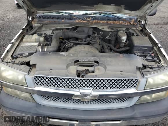 2004 Chevrolet Silverado 1500 z VIN 1GCEC14X94Z169266, wystawiony jako Copart lot #60687205 z przebiegiem Nie podano mil oraz Czysty tytuł • Clean title. Historia ofert i sprzedaży dostępna na DreamBid. Obrazek 11.