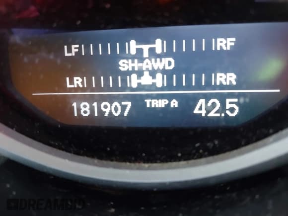 ✅ 2011 Acura RL Technology • VIN: JH4KB2F63BC000889 • Lot: 41600069. Listed on IAAI with 181,907 mi. Free auction sales archive from the USA and detailed vehicle history report at DreamBid. Image 16.