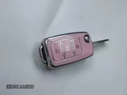 ✅ 2010 Volkswagen Beetle • VIN: 3VWPW3AG6AM021330 • Лот: 42094872. Опубликован ранее на IAAI с пробегом 124 908 миль. Бесплатный доступ к архиву аукционных продаж из США и подробный отчёт об истории автомобиля на DreamBid. Изображение 11.