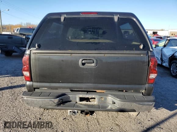 ✅ 2005 Chevrolet Silverado 2500HD LT • VIN: 1GCHK29U65E217996 • Lot: 81293524. Listed on Copart with 201,363 mi. Free auction sales archive from the USA and detailed vehicle history report at DreamBid. Image 6.