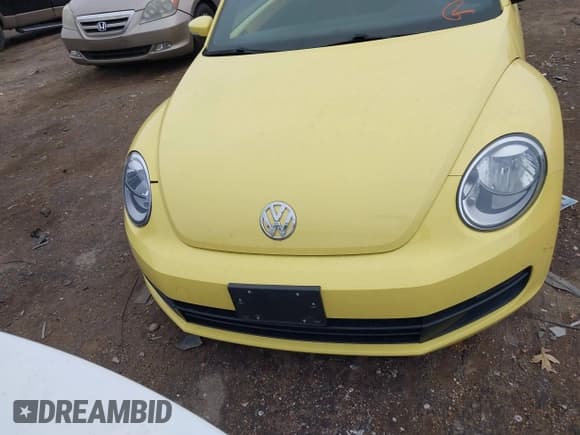✅ 2013 Volkswagen Beetle Fender Edition • VIN: 3VWJP7AT0DM663439 • Lot: 41509518. Listed on IAAI with 100,278 mi. Free auction sales archive from the USA and detailed vehicle history report at DreamBid. Image 12.