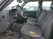 ✅ 2004 Chevrolet Silverado 1500 Work Truck • VIN: 1GCEC19V34E269054 • Лот: 46702815. Опубликован ранее на Copart с пробегом Не указан. Бесплатный доступ к архиву аукционных продаж из США и подробный отчёт об истории автомобиля на DreamBid. Изображение 7.