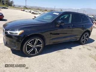 ✅ 2020 Volvo XC60 R-Design • VIN: YV4102RM6L1589332 • Lot: 71326965. Listed on Copart with 66,828 mi. Free auction sales archive from the USA and detailed vehicle history report at DreamBid. Image 1.