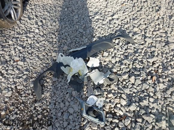 ✅ 2012 Lincoln MKZ • VIN: 3LNHL2GC1CR825793 • Lot: 43700213. Listed on IAAI with 44,126 mi. Free auction sales archive from the USA and detailed vehicle history report at DreamBid. Image 12.