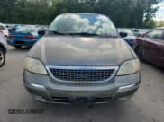 ✅ 2001 Ford Windstar SE • VIN: 2FMDA52411BB16461 • Lot: 70015745. Wystawiony na Copart z przebiegiem 244 932 mil. Bezpłatny archiwum sprzedaży aukcyjnych z USA i szczegółowy raport historii pojazdu na DreamBid. Zdjęcie 5.