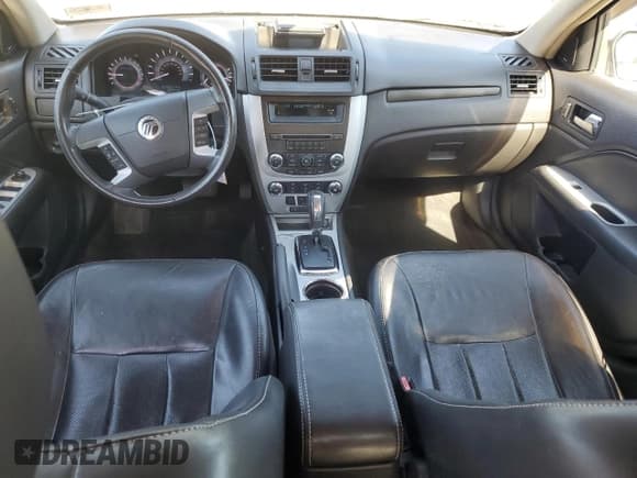 ✅ 2010 Mercury Milan Premier • VIN: 3MEHM0JG3AR648452 • Лот: 90923545. Опубликован ранее на Copart с пробегом 233 141 миль. Бесплатный доступ к архиву аукционных продаж из США и подробный отчёт об истории автомобиля на DreamBid. Изображение 8.