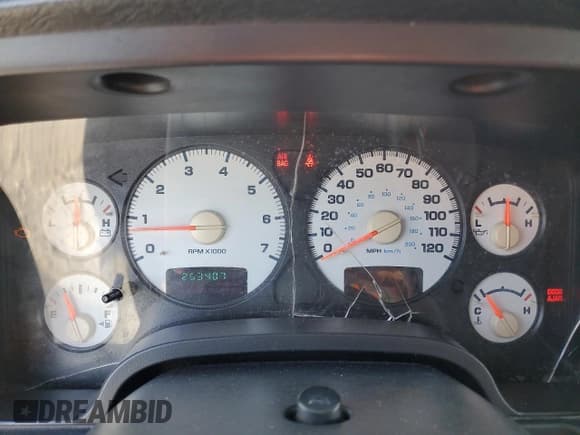 ✅ 2005 Dodge 1500 ST • VIN: 1D7HA16K75J630491 • Лот: 77474344. Опубликован ранее на Copart с пробегом 253 407 миль. Бесплатный доступ к архиву аукционных продаж из США и подробный отчёт об истории автомобиля на DreamBid. Изображение 9.