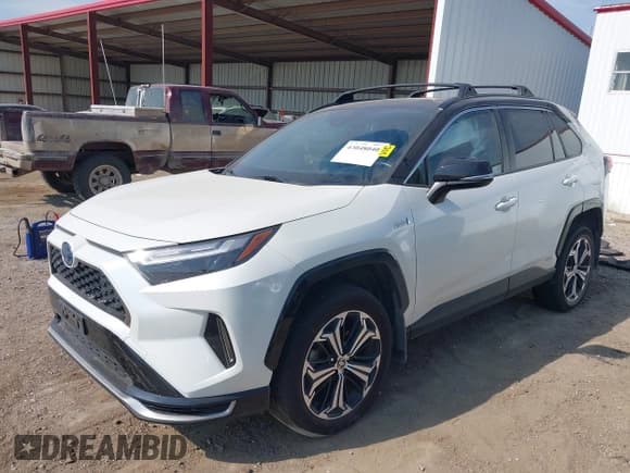 ✅ 2022 Toyota RAV4 XSE • VIN: JTMEB3FV1ND075875 • Лот: 43048040. Опубликован ранее на IAAI с пробегом 41 858 миль. Бесплатный доступ к архиву аукционных продаж из США и подробный отчёт об истории автомобиля на DreamBid. Изображение 17.