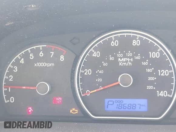 ✅ 2009 Hyundai Elantra GLS • VIN: KMHDU46D69U709119 • Lot: 43358328. Wystawiony na IAAI z przebiegiem 186 887 mil. Bezpłatny archiwum sprzedaży aukcyjnych z USA i szczegółowy raport historii pojazdu na DreamBid. Zdjęcie 7.