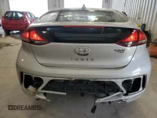 2018 Hyundai Ioniq Blue z VIN KMHC65LC2JU088750, wystawiony jako Copart lot #57034334 z przebiegiem 122 031 mil mil oraz Szkoda całkowita • Salvage title. Historia ofert i sprzedaży dostępna na DreamBid. Obrazek 6.