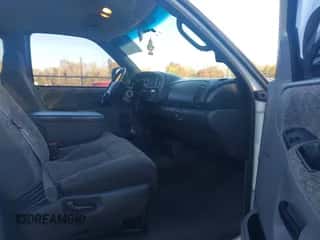 2000 Dodge 1500 с VIN 3B7HF13Z6YM215330, выставлен на аукционе IAAI как лот 43522742 с пробегом 192 368 миль миль и . История ставок и продаж доступна на DreamBid. Изображение 5.
