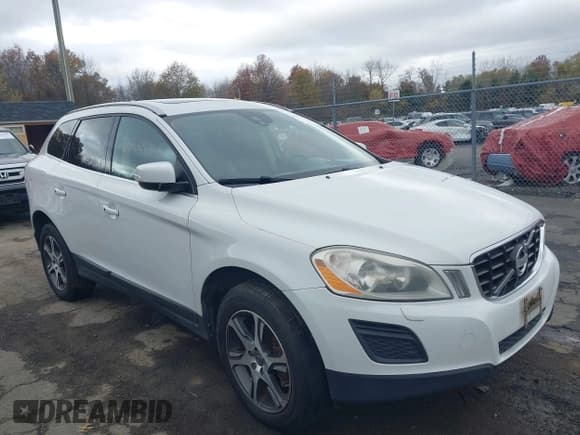 ✅ 2012 Volvo XC60 3.0L • VIN: YV4902DZ3C2286055 • Lot: 43583058. Listed on IAAI with 197,061 mi. Free auction sales archive from the USA and detailed vehicle history report at DreamBid. Image 1.