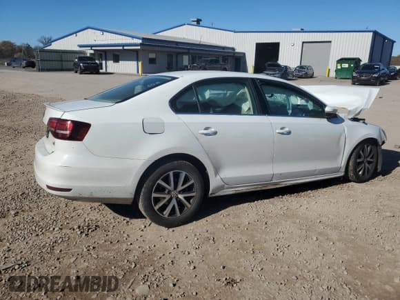 ✅ 2017 Volkswagen Jetta SE • VIN: 3VWDB7AJ2HM334158 • Lot: 90551115. Listed on Copart with Not provided. Free auction sales archive from the USA and detailed vehicle history report at DreamBid. Image 3.