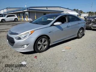 ✅ 2012 Hyundai Sonata Hybrid • VIN: KMHEC4A43CA046888 • Lot: 82755405. Wystawiony na Copart z przebiegiem 156 935 mil. Bezpłatny archiwum sprzedaży aukcyjnych z USA i szczegółowy raport historii pojazdu na DreamBid. Zdjęcie 1.