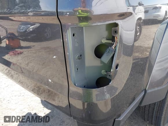 ✅ 2022 Jeep Gladiator Willys Sport • VIN: 1C6HJTAG4NL168041 • Лот: 41886627. Опубликован ранее на IAAI с пробегом 23 301 миль. Бесплатный доступ к архиву аукционных продаж из США и подробный отчёт об истории автомобиля на DreamBid. Изображение 18.