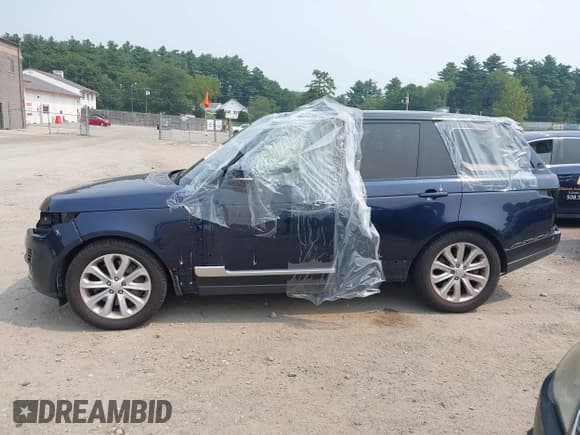 ✅ 2017 Land Rover Range Rover HSE • VIN: SALGS2FV8HA360204 • Lot: 42858411. Wystawiony na IAAI z przebiegiem 66 204 mil. Bezpłatny archiwum sprzedaży aukcyjnych z USA i szczegółowy raport historii pojazdu na DreamBid. Zdjęcie 14.