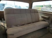 ✅ 1989 Ford Bronco XL • VIN: 1FMEU15N6KLA87551 • Lot: 56662825. Wystawiony na Copart z przebiegiem 87 257 mil. Bezpłatny archiwum sprzedaży aukcyjnych z USA i szczegółowy raport historii pojazdu na DreamBid. Zdjęcie 11.