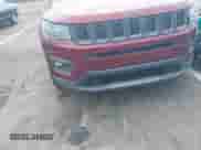 2021 Jeep Compass 80th Anniversary z VIN 3C4NJCEBXMT571406, wystawiony jako IAAI lot #42900251 z przebiegiem 91 891 mil mil oraz . Historia ofert i sprzedaży dostępna na DreamBid. Obrazek 6.