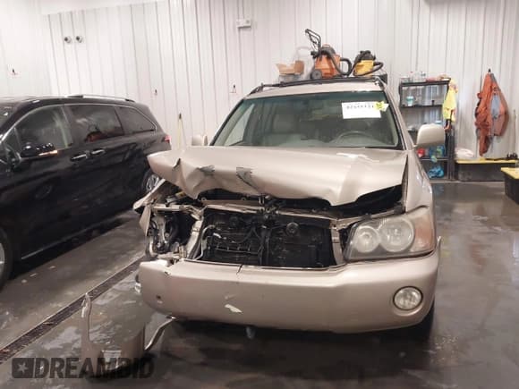 ✅ 2007 Toyota Highlander w/3rd Row • VIN: JTEEW21A070045078 • Lot: 42415121. Wystawiony na IAAI z przebiegiem 94 014 mil. Bezpłatny archiwum sprzedaży aukcyjnych z USA i szczegółowy raport historii pojazdu na DreamBid. Zdjęcie 12.